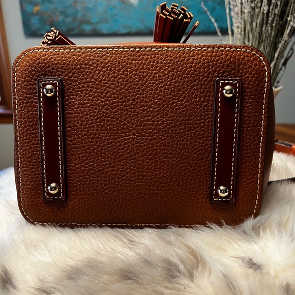 Dooney and Bourke pebble leather small drawstring bag - Picture 5 of 7